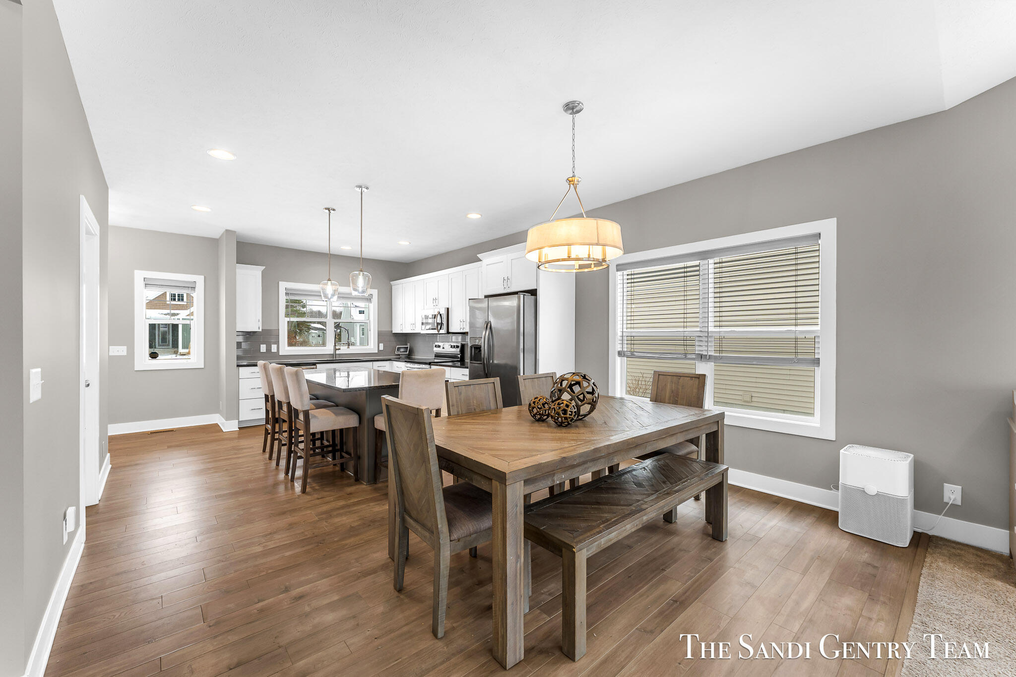 16517 Wickshire Pl Spring Lake Spring Lake, MI 49456 - Photo 9 of 49 09-AIV00211