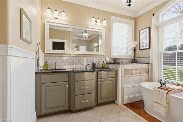 $879,900 | 613 Nickel Creek Court, Kernersville, NC 27284