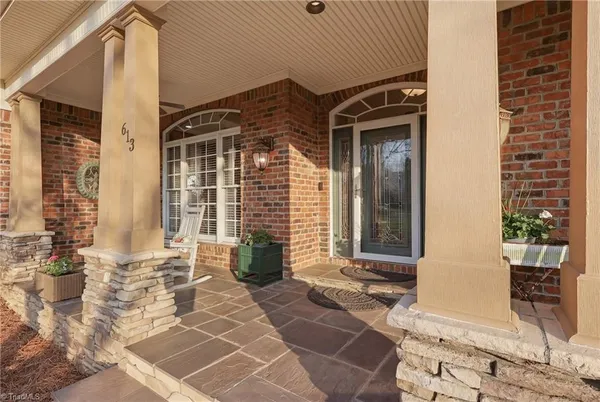 $879,900 | 613 Nickel Creek Court, Kernersville, NC 27284