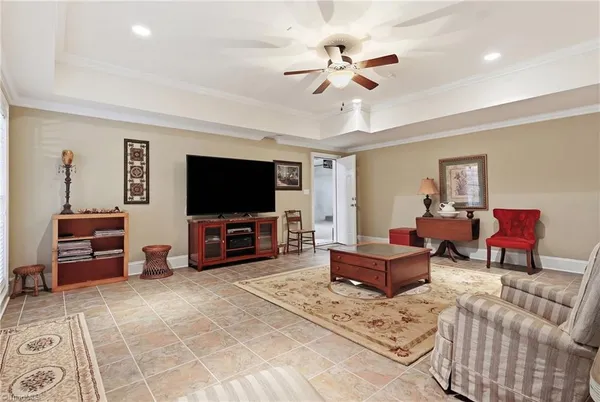$879,900 | 613 Nickel Creek Court, Kernersville, NC 27284