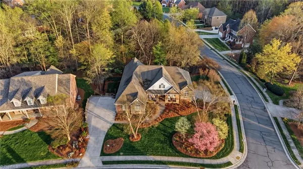 $879,900 | 613 Nickel Creek Court, Kernersville, NC 27284