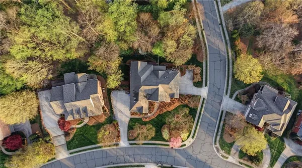 $879,900 | 613 Nickel Creek Court, Kernersville, NC 27284