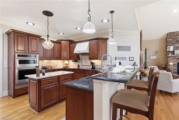 $879,900 | 613 Nickel Creek Court, Kernersville, NC 27284