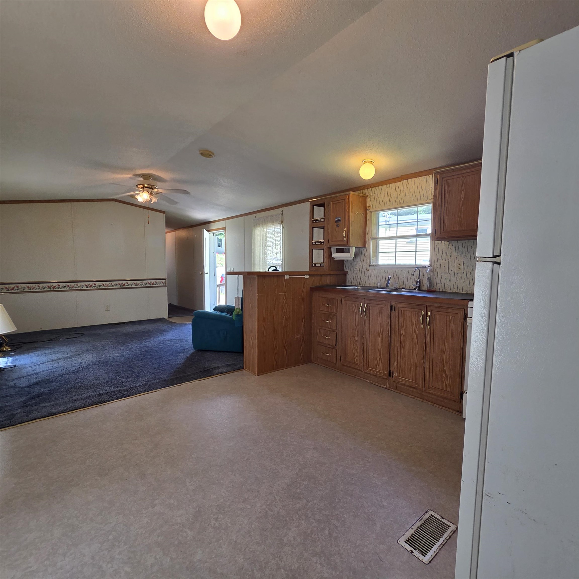 20 Jaffrey Road, Unit 14 Fitzwilliam, NH 03447 - Photo 13 of 22