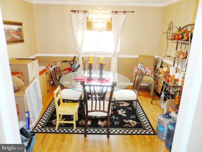 1934 Greengage Road Baltimore, MD 21244 - Photo 3 of 16