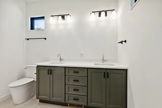 $699,500 | 620 Greenvale Avenue West, Northfield, MN 55057