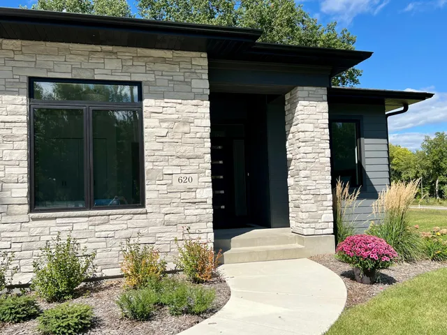 $699,500 | 620 Greenvale Avenue West, Northfield, MN 55057
