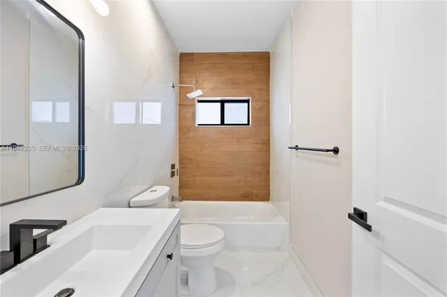 $2,649 | 630 Northeast 166th Street, Unit 3, Miami, FL 33162