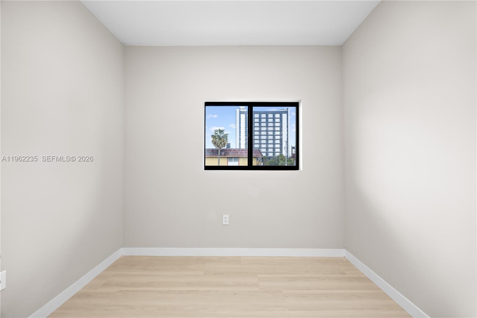 630 Northeast 166th Street, Unit 3 Miami, FL 33162 - Photo 20 of 35