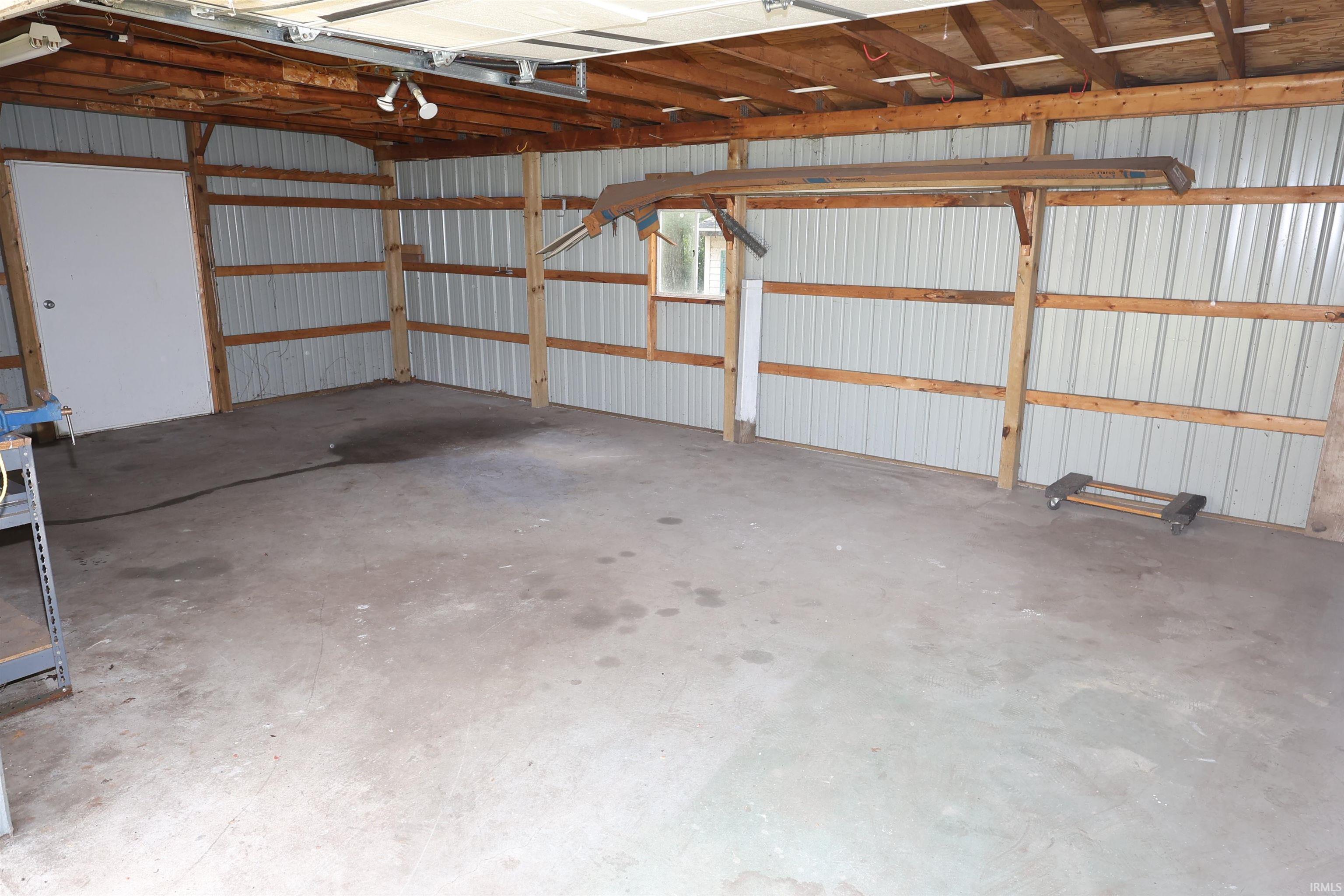 55467 Butternut Road South Bend, IN 46628 - Photo 32 of 33