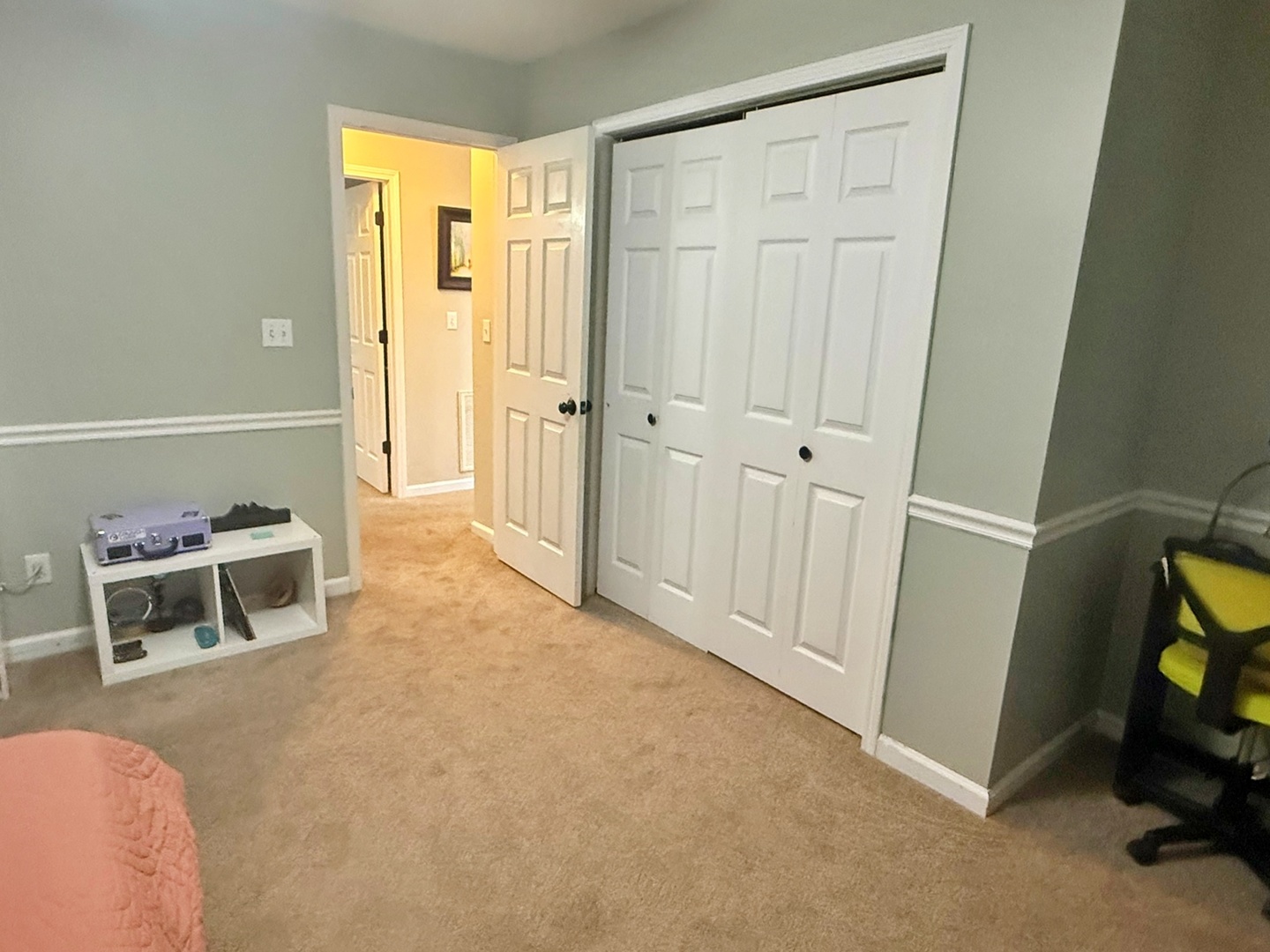 5012 Rosebud Road Metropolis, IL 62960 - Photo 44 of 44 a room that has a bed and a chair in it