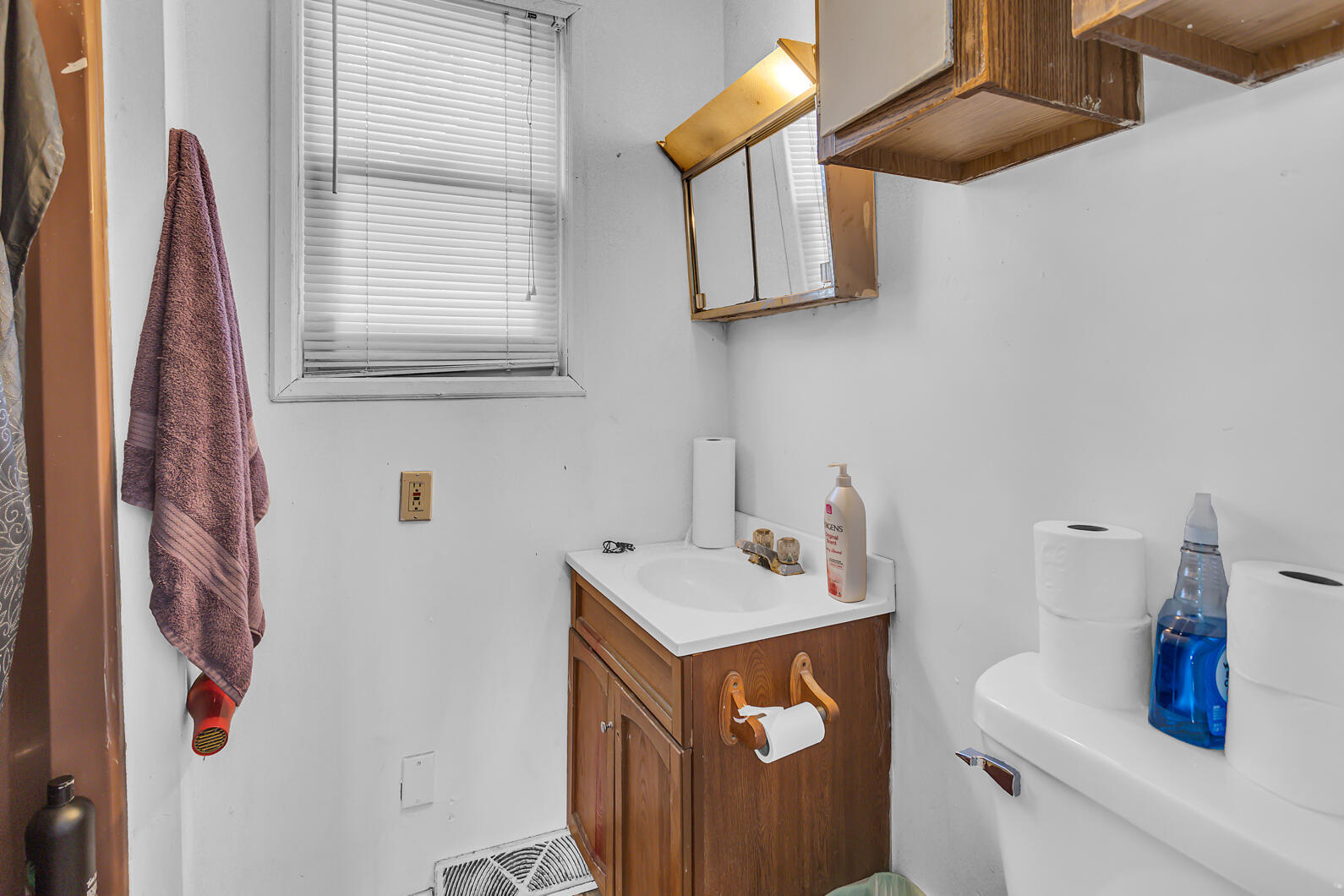 106 North Dwight Street Jackson, MI 49202 - Photo 15 of 20 0N0A0064