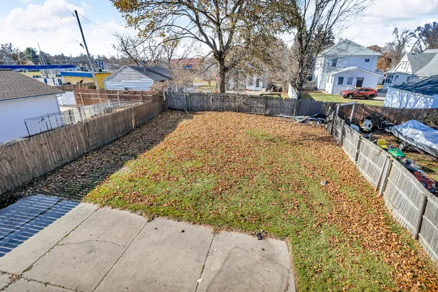 $109,900 | 106 North Dwight Street, Jackson, MI 49202