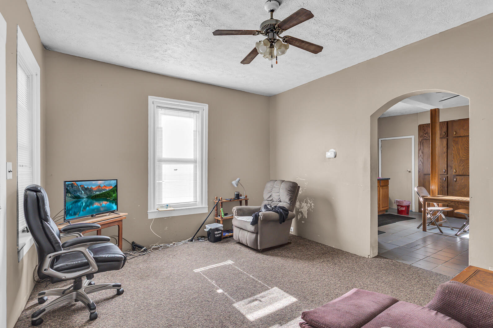 106 North Dwight Street Jackson, MI 49202 - Photo 8 of 20 0N0A0079