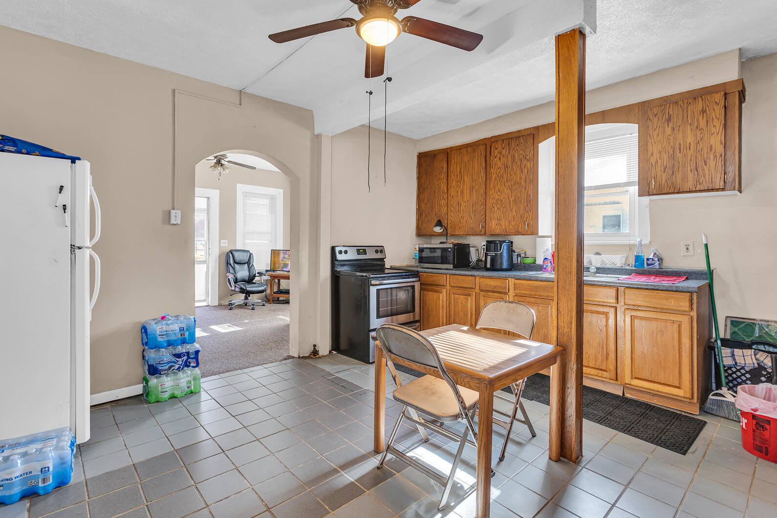 106 North Dwight Street Jackson, MI 49202 - Photo 10 of 20 0N0A0061