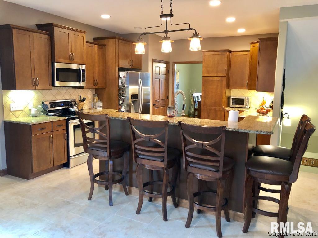 616 Burberry Lane Rochester, IL 62563 - Photo 6 of 18 Gallery Image 6