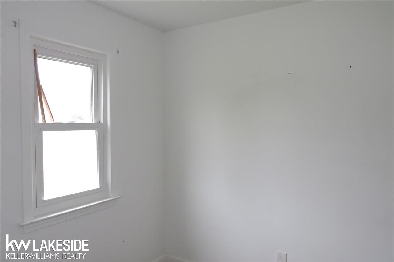 47855 Dequindre Road Rochester Hills, MI 48307 - Photo 14 of 17