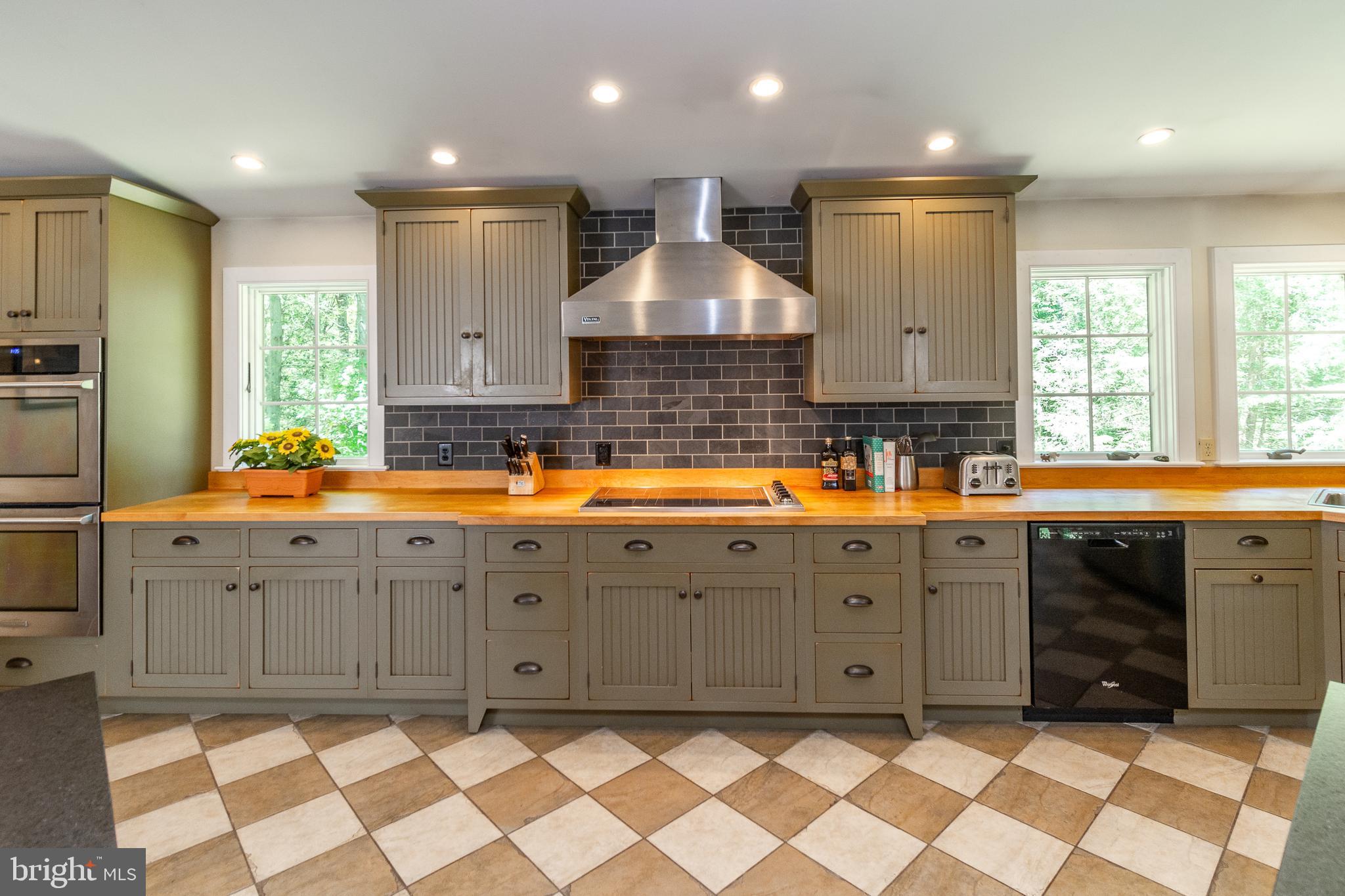 35 Worman Road Stockton, NJ 08559 - Photo 12 of 78