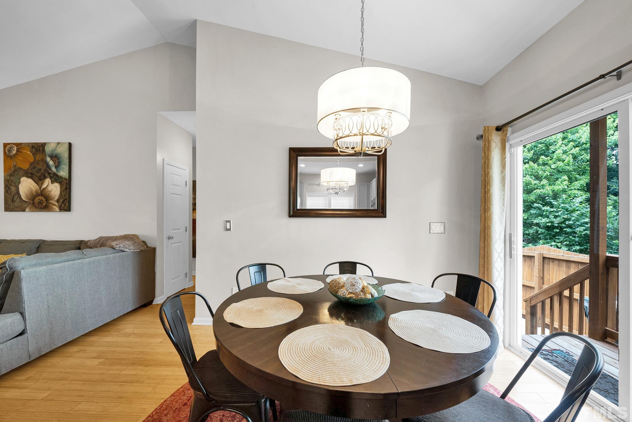 305 Cooke Street Raleigh, NC 27601 - Photo 6 of 20