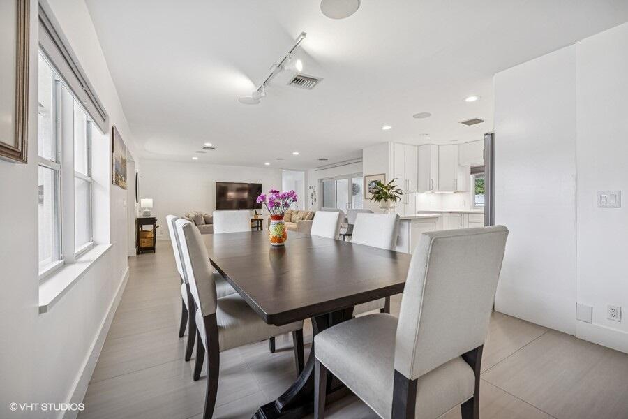 746 Southwest 2nd Street Boca Raton, FL 33486 - Photo 8 of 54 Dining area
