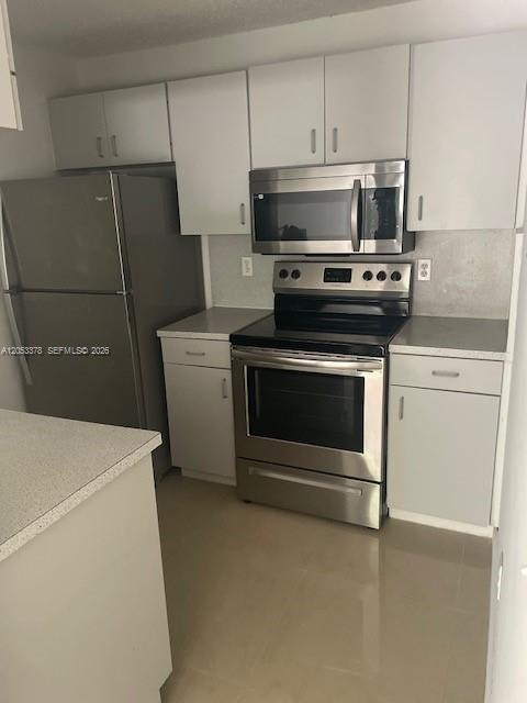 7101 Southwest 129th Avenue, Unit 6 Miami, FL 33183 - Photo 5 of 13