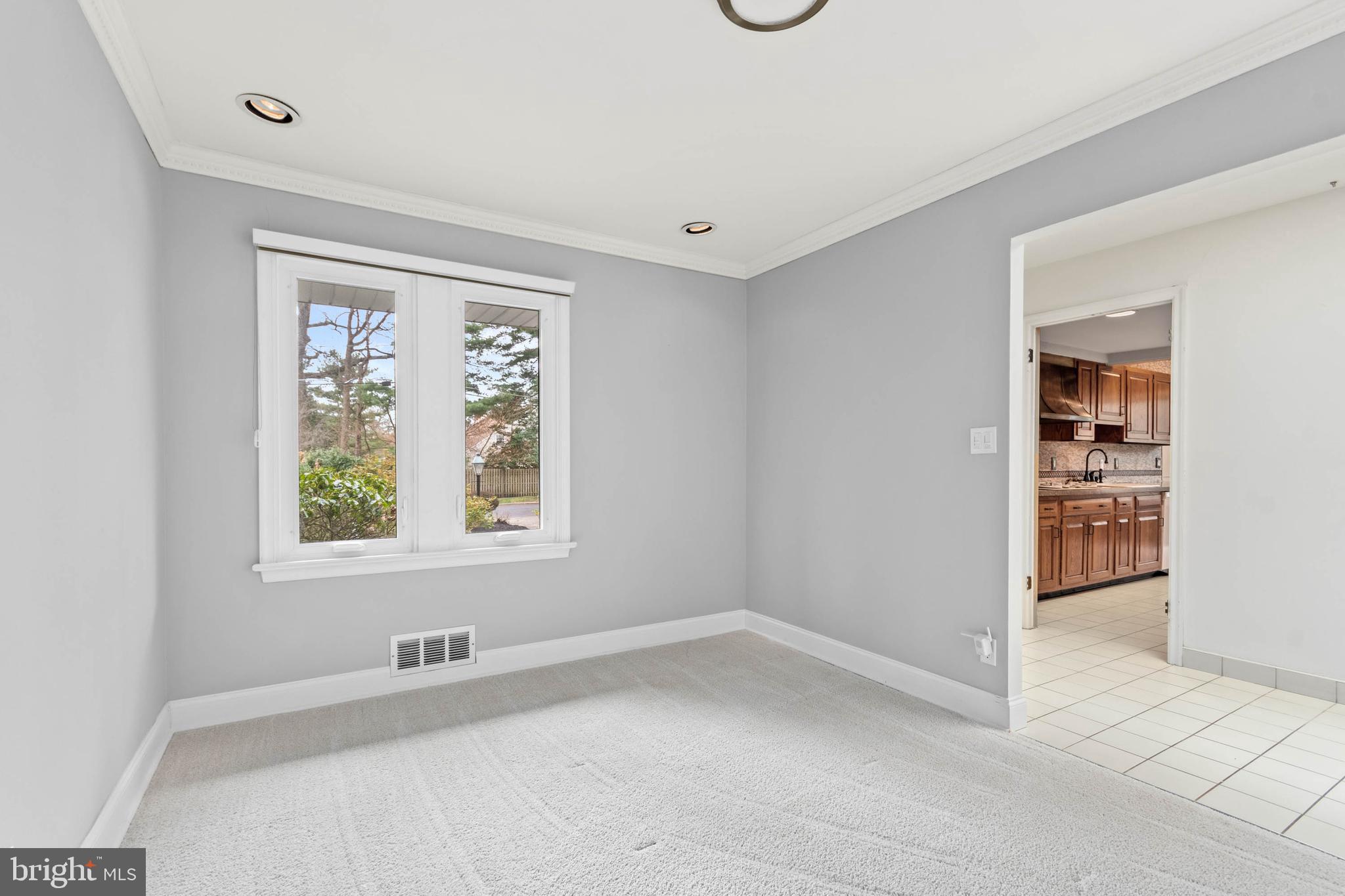 2 Wayland Road Cherry Hill, NJ 08034 - Photo 5 of 28