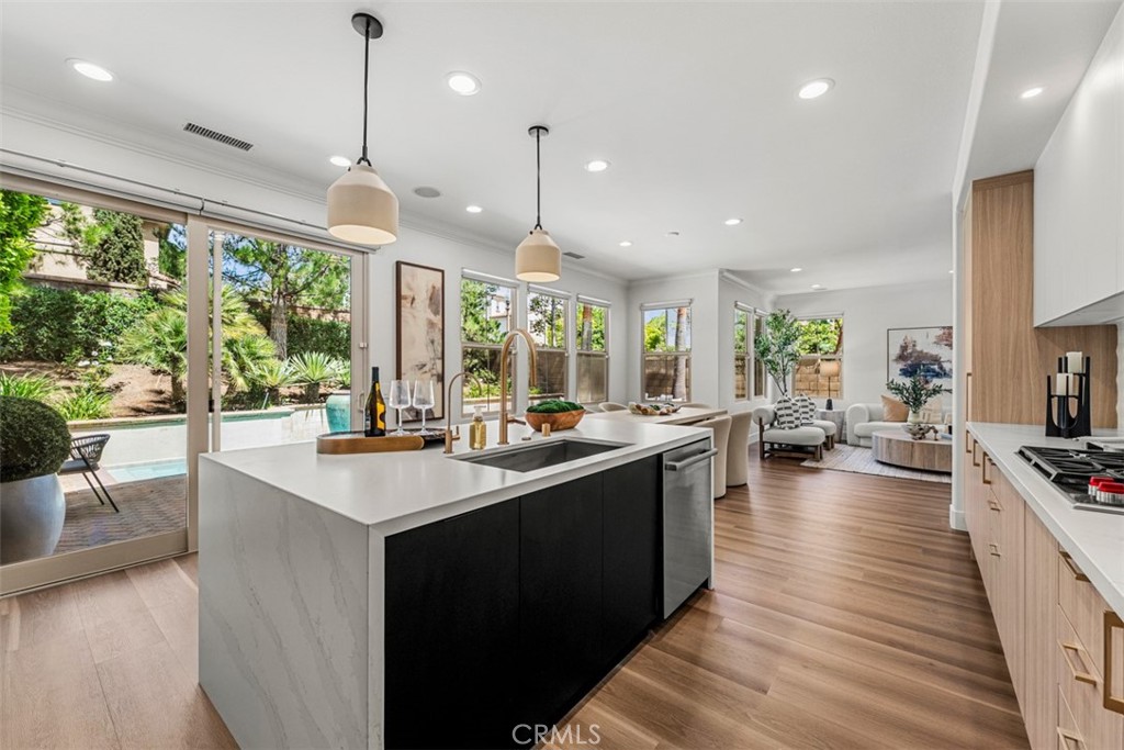 65 Ranchland Irvine, CA 92618 - Photo 18 of 45