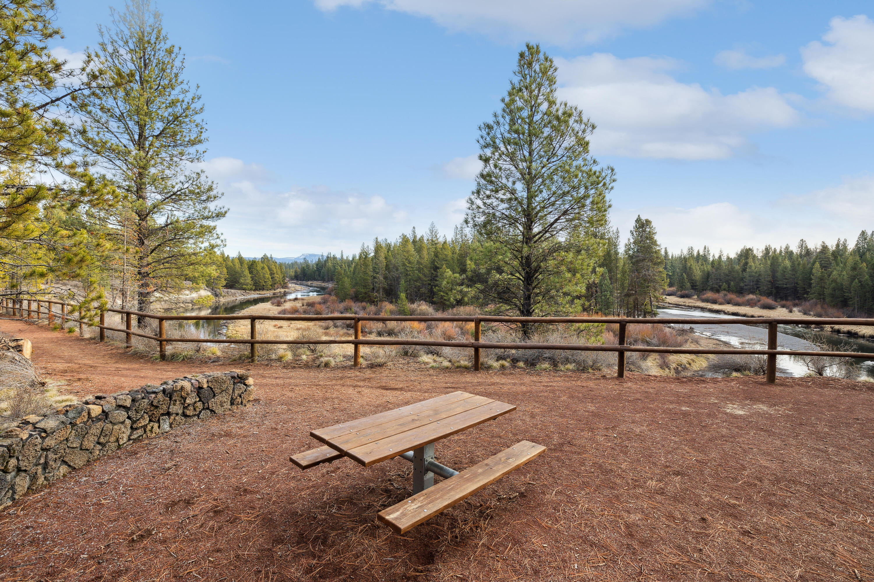 16639 Grey Pine Street La Pine, OR 97739 - Photo 19 of 21 POR_ReserveinthePines_Pic_CityofLaPine_C