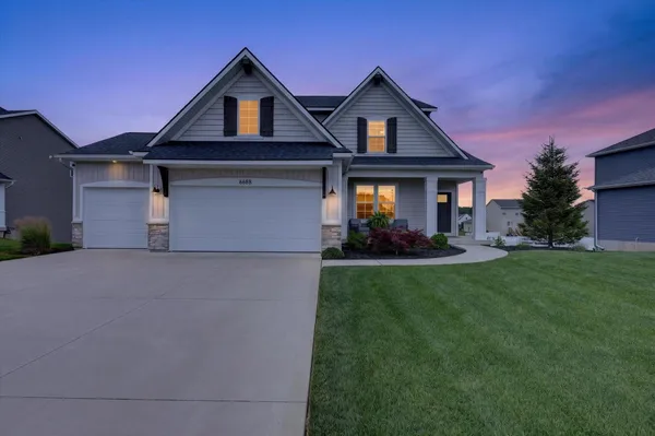 $599,900 | 6688 Arlene Drive, Hudsonville, MI 49426
