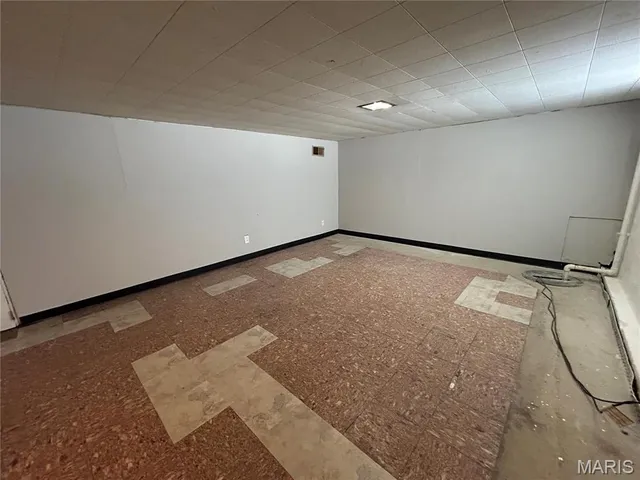 $59,900 | 2509 Shirley Avenue, Jennings, MO 63136