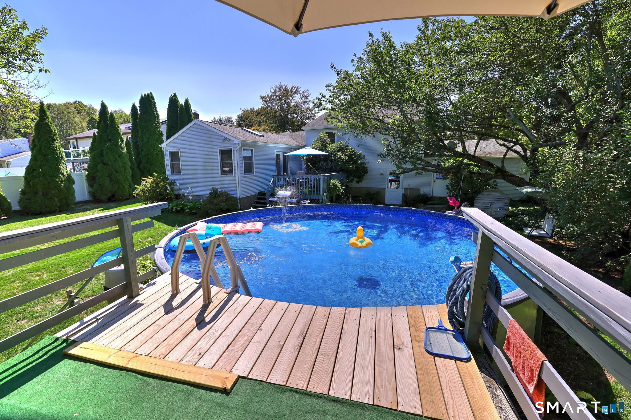 6 Ferguson Road Hamden, CT 06518 - Photo 7 of 35