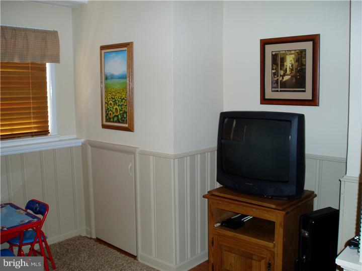 169 Harmony Road Gibbstown, NJ 08027 - Photo 11 of 16 Den