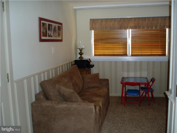 169 Harmony Road Gibbstown, NJ 08027 - Photo 10 of 16 Den