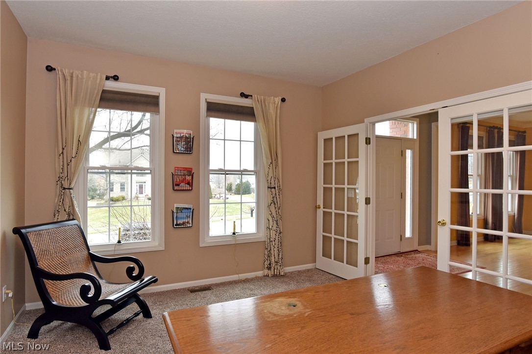515 Silver Ridge Drive Akron, OH 44321 - Photo 12 of 30 1st floor office