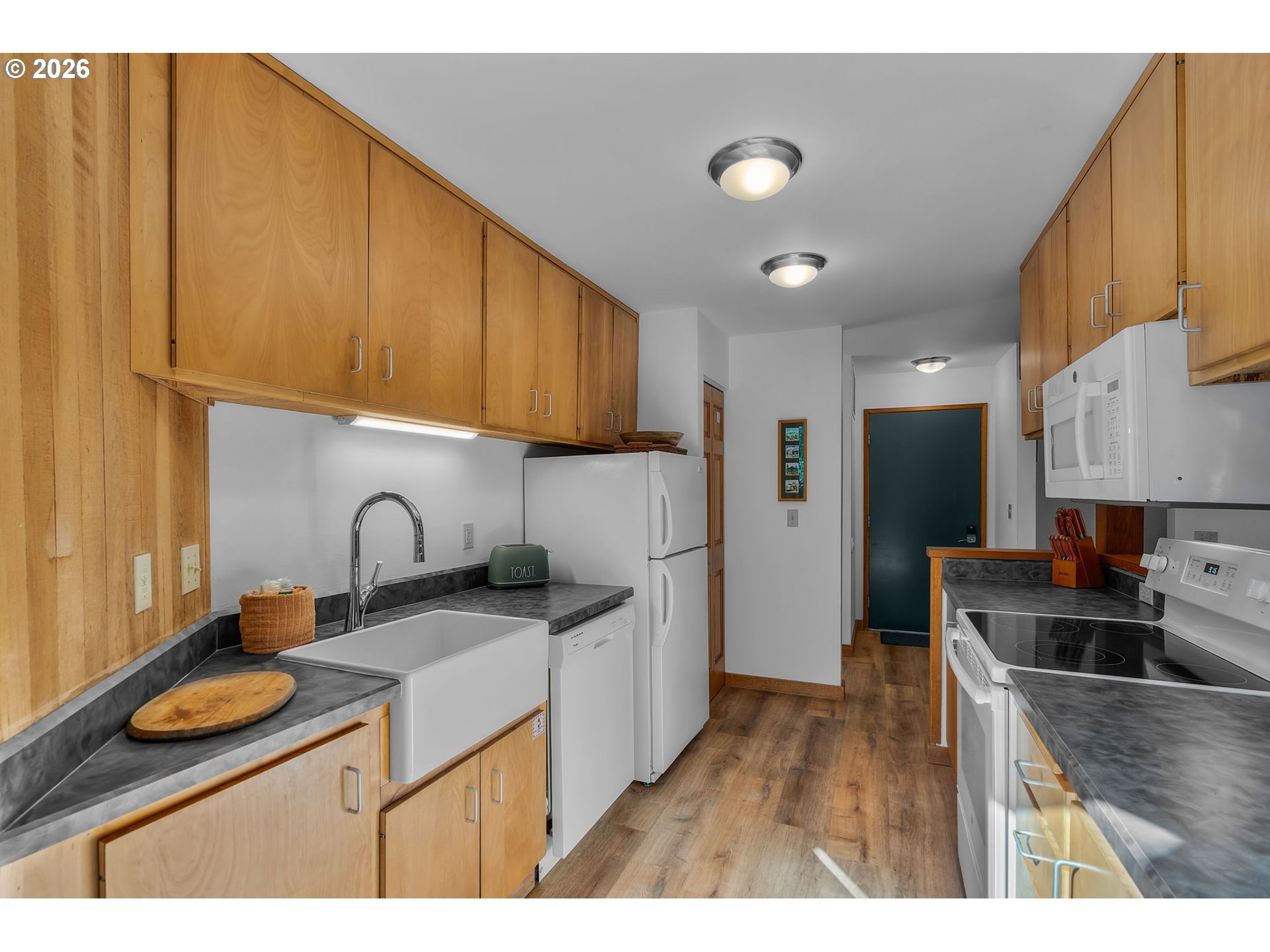 13620 Vetch Sisters, OR 97759 - Photo 10 of 33