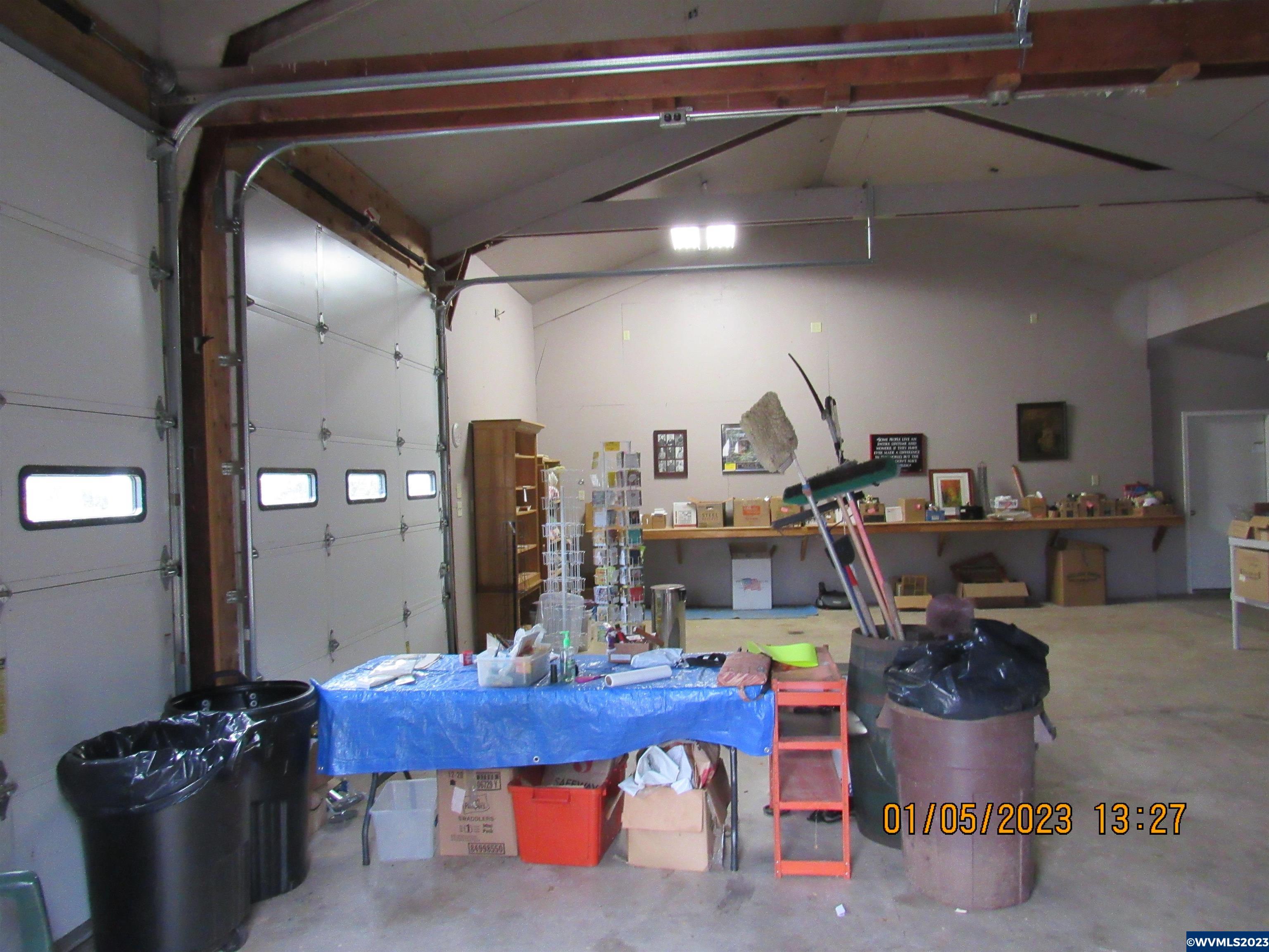 41006 North McCully Mountain Road Lyons, OR 97358 - Photo 20 of 40 Gallery Image 20