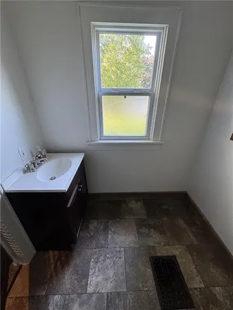 $149,000 | 204 West 3rd Street, Stanberry, MO 64489