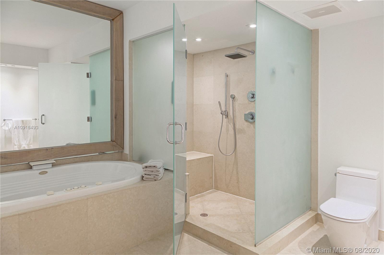 450 Alton Road, Unit 806 Miami Beach, FL 33139 - Photo 8 of 15