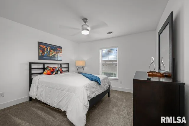 $292,500 | 3043 Shanes Way, Unit 3043, Bettendorf, IA 52722