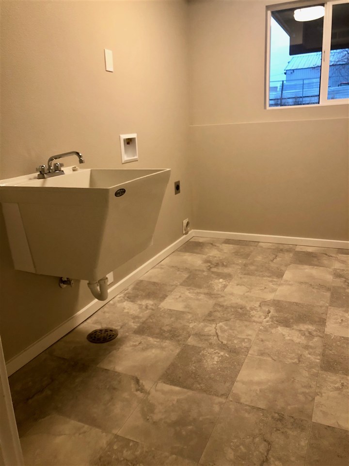 4212 North Silas Road Spokane Valley, WA 99216 - Photo 16 of 20 Gallery Image 16
