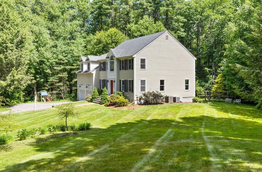 49 Hunt Road Sudbury, MA 01776 - Photo 8 of 40 Gallery Image 8