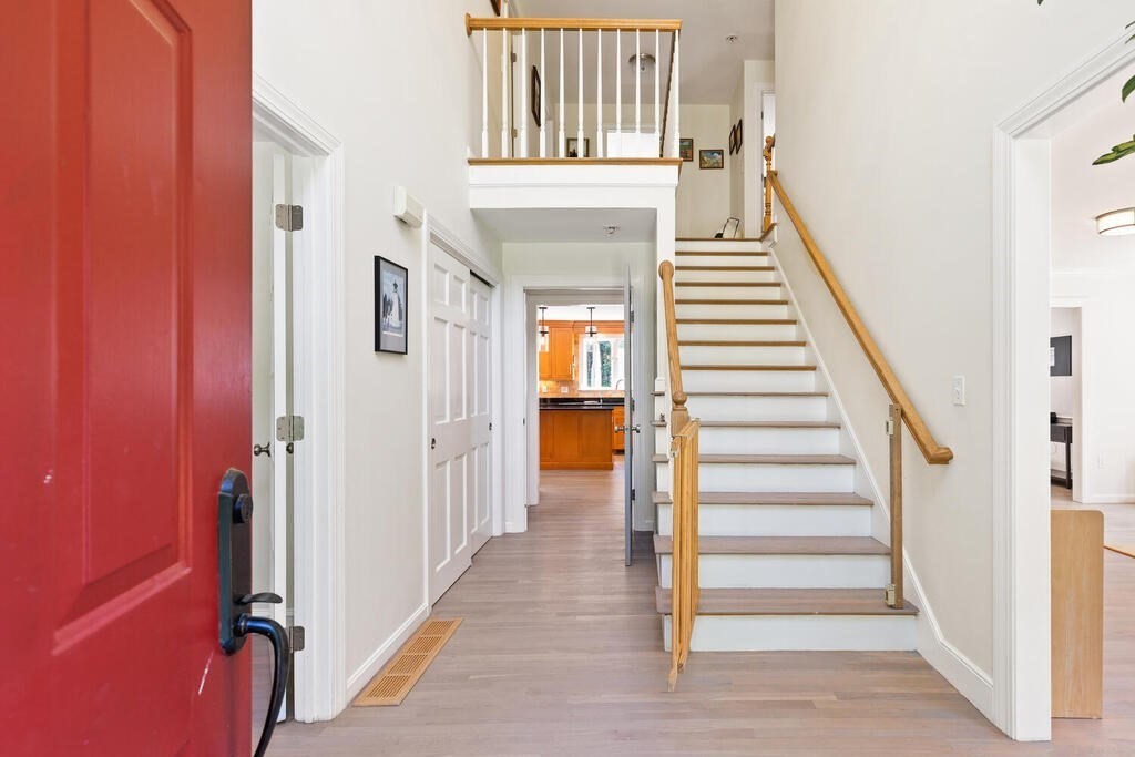 49 Hunt Road Sudbury, MA 01776 - Photo 9 of 40 Gallery Image 9