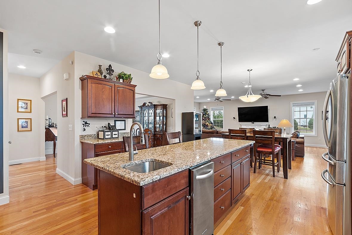 45 Ryan Farm Road Windham, NH 03087 - Photo 8 of 40
