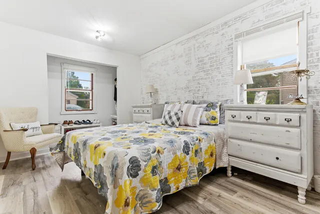 $250,000 | 233 East Hawthorne Drive, Round Lake Beach, IL 60073