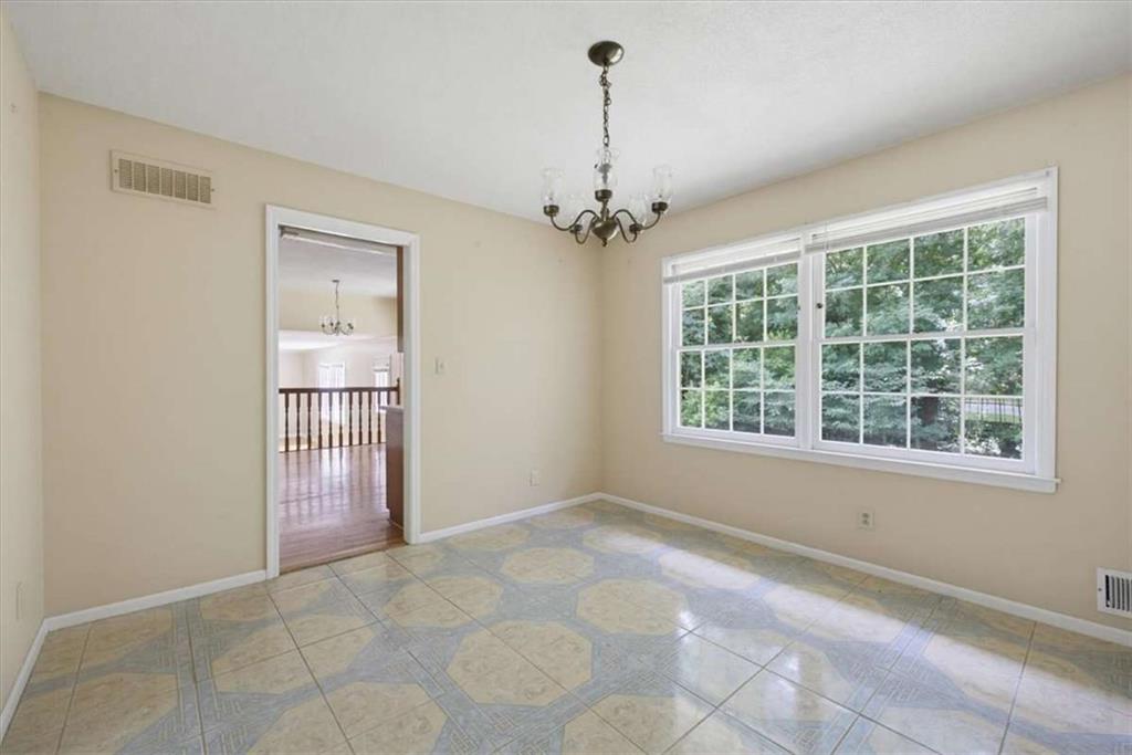 2969 Stratford Mill Road Lithonia, GA 30038 - Photo 9 of 37
