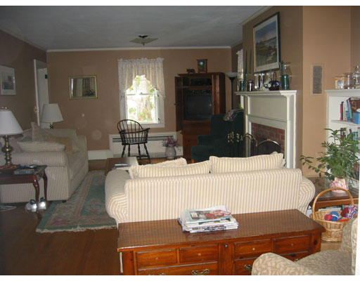 6 Reservation Road Mattapoisett, MA 02739 - Photo 3 of 4 Gallery Image 3