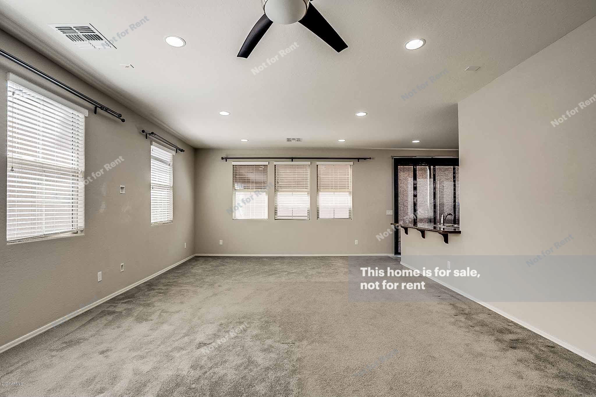 488 North Ranger Trail Gilbert, AZ 85234 - Photo 3 of 23 photo_03