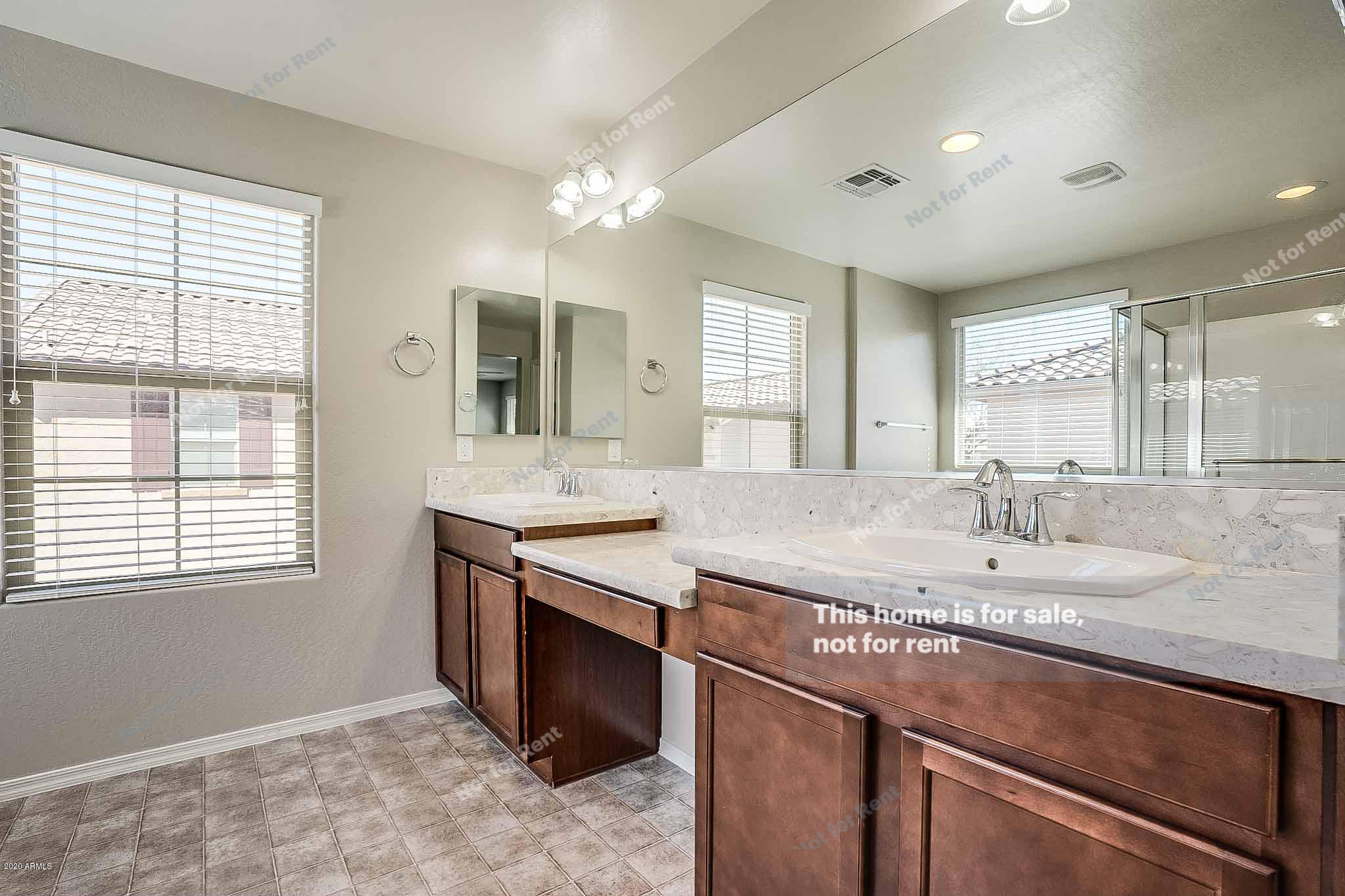 488 North Ranger Trail Gilbert, AZ 85234 - Photo 4 of 23 photo_04