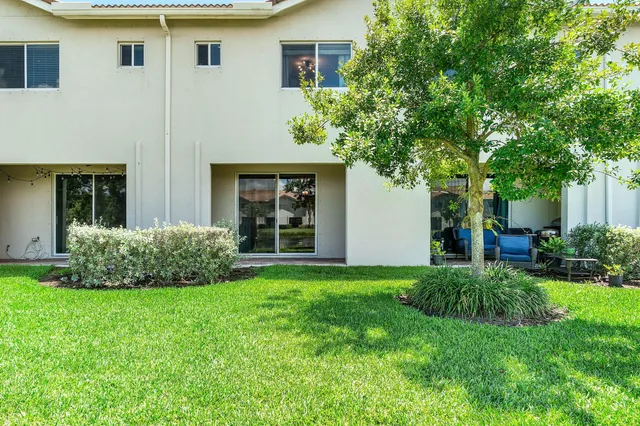 $400,000 | 1198 Paisley Court, Lake Worth Beach, FL 33461