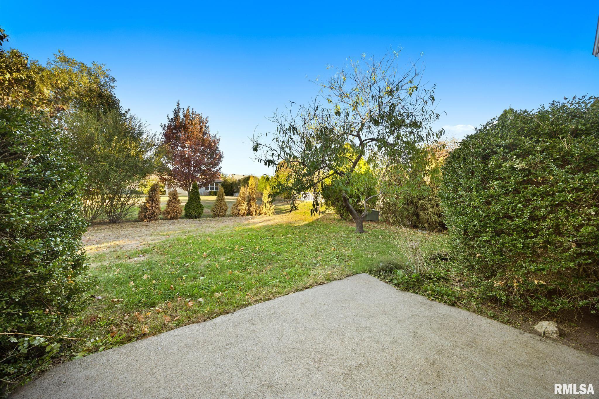 1101 Eisenhower Drive, Unit B Pekin, IL 61554 - Photo 26 of 26